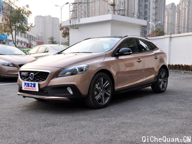 ֶ() ֶV40 2014 Cross Country 2.0T T5 AWD 